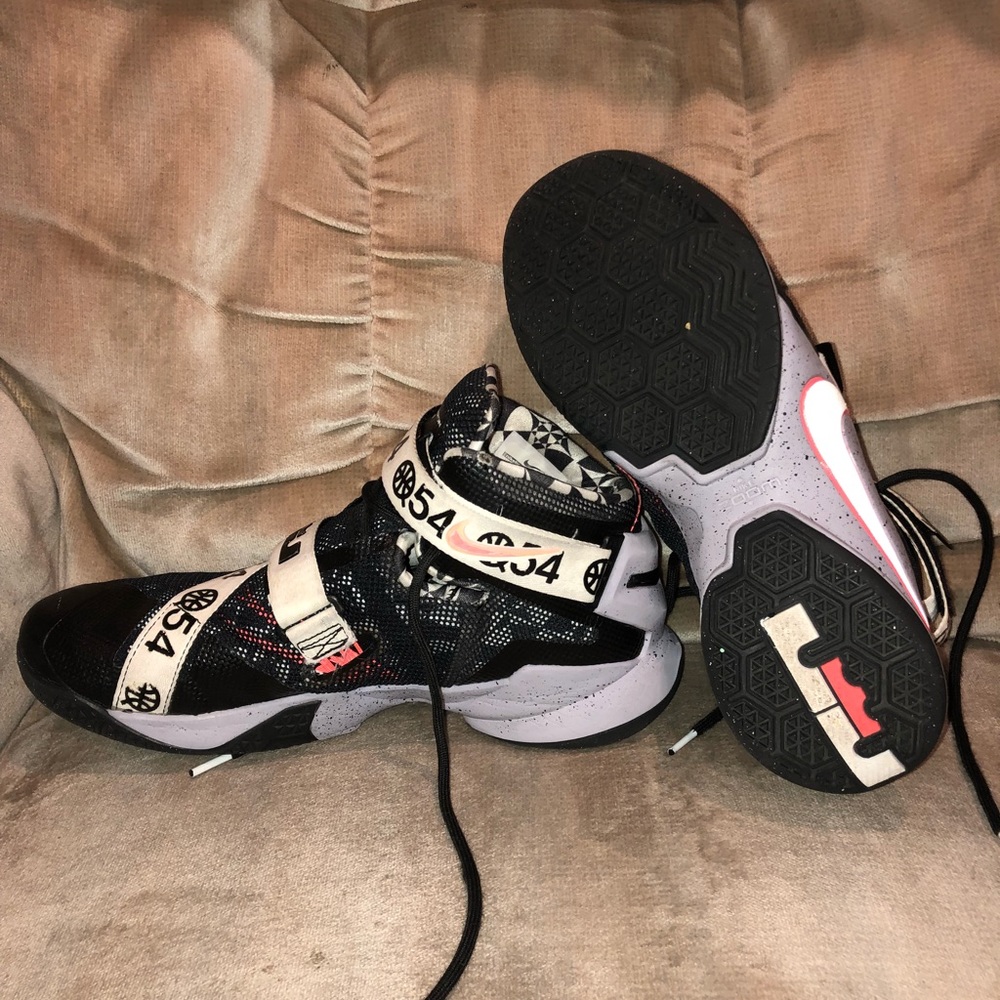 LeBron Soldier Quai 54